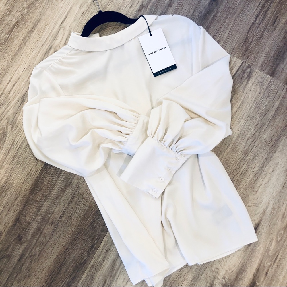 Who What Wear 🆕 w/ Tags High Neck Blouse Size M